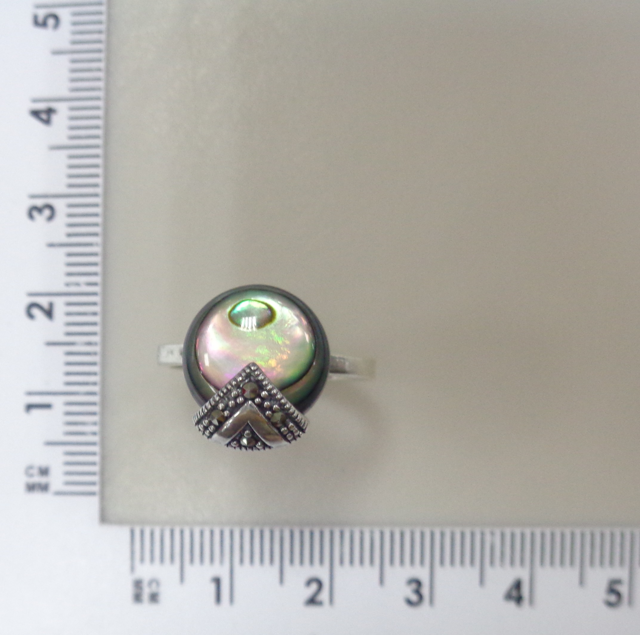 Серебряное кольцо с перламутром абалон